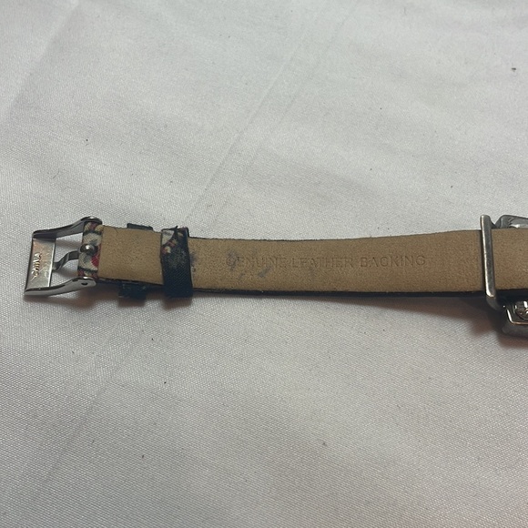 Vintage Vera Bradley Watches - Picture 4 of 7